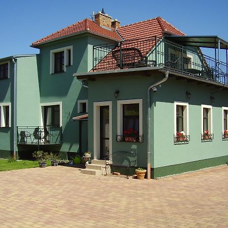 Penzion Vecerka Lednice Kültér fotó